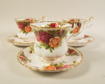 Royal Albert Old country roses, cup and saucer, Coffee cup, demitasse, bone china, porcelain, English china, transferware, vintage.