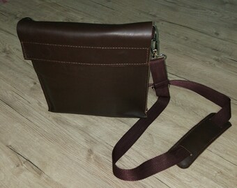 Men's Leather Bag, Men's Bag, Tan leather bag, Shoulder bag, Ipad messenger bag, Leather bag
