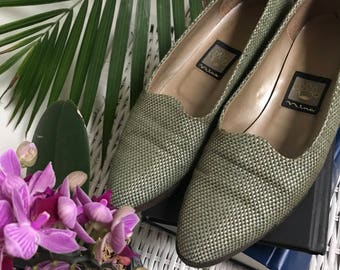 Nina fancy flats Size 6.5M