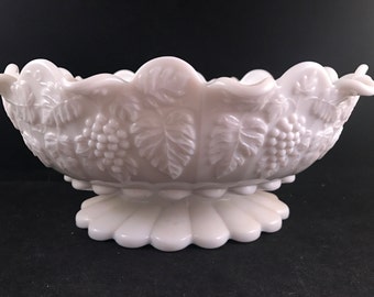 Vintage Westmoreland Paneled Grape Milkglass Large Console or Fruit Bowl Oval