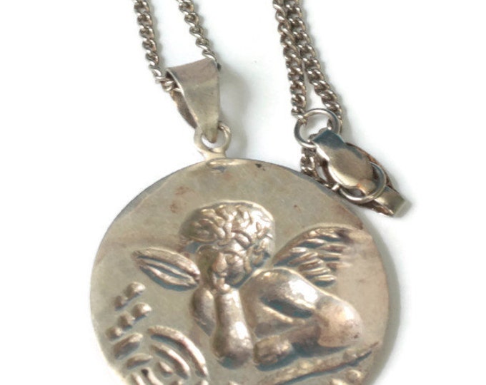 Sterling Cherub Cupid Angel Pendant Necklace Silver Tone Chain Vintage