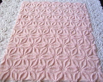 Baby Pink Hofmann Daisy Vintage Chenille Bedspread Fabric 17" x 22"