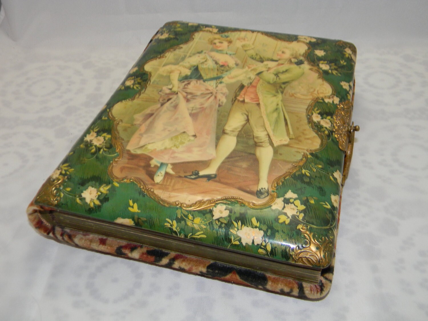 Antique Celluloid And Velvet Photo Album With Photos 18th