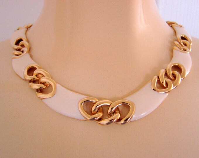 1980s Retro Creamy White Modernist Enamel & Goldtone Link Necklace / Vintage Jewelry / Jewellery