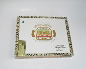 Vintage Cigar Box Arturo Fuente Spanish Imported Cigars