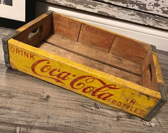 Vintage 1968 Coca Cola Coke in Bottles Wood Soda Crate Trenton NJ