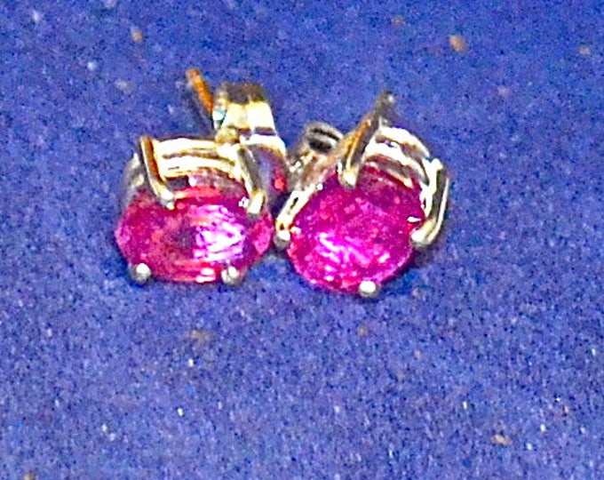 Ruby Stud Earrings, 7x5 Oval, Natural, Set in Sterling Silve rE1021