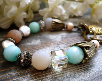 owl bracelet , crystal and rhinestones,hibou bracelet, downton abbey bracelet,bracelet, vintage bracelet, pearl bracelet,agates bracelet