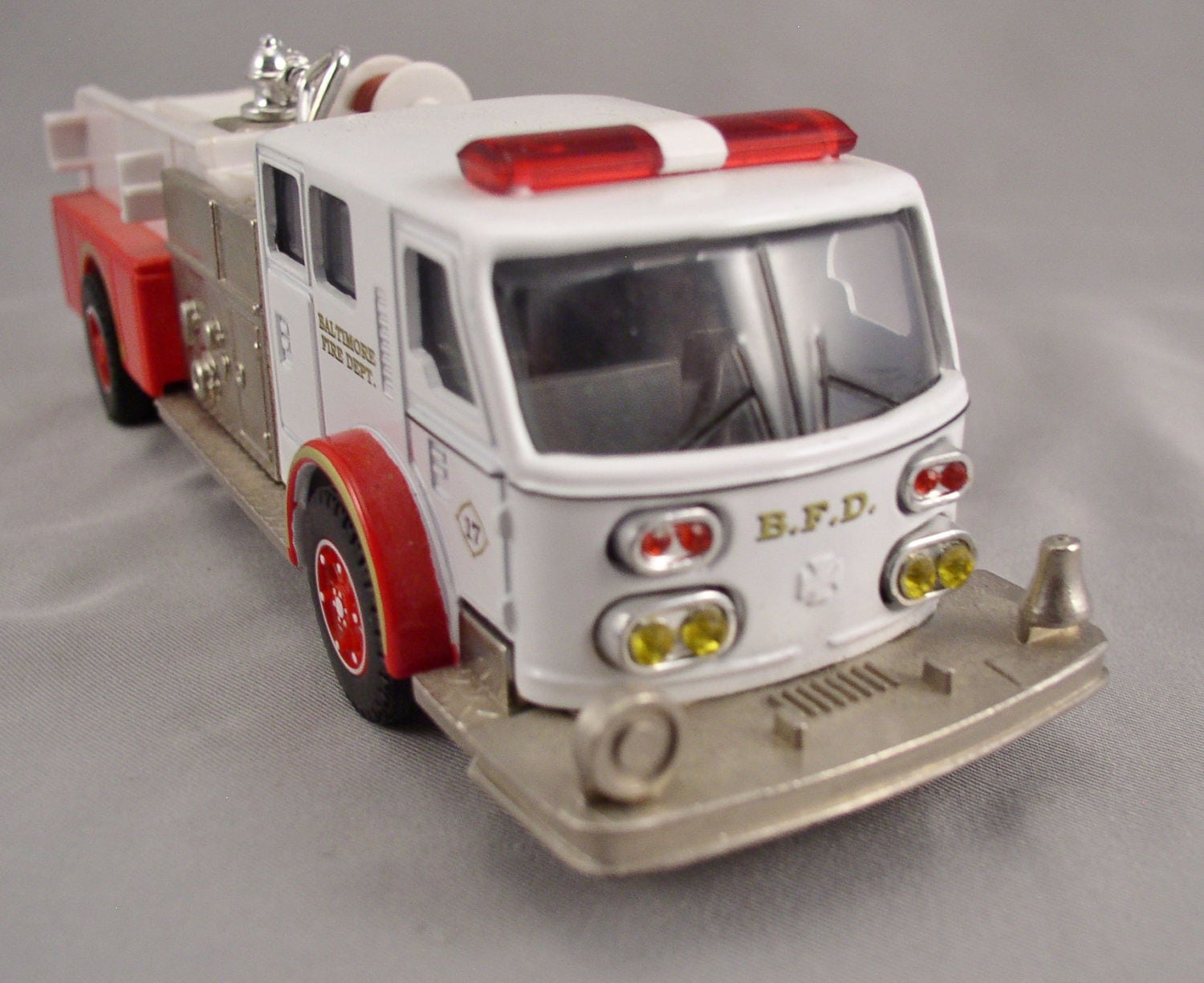 corgi model trucks 1 50 scale