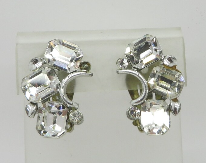 Lisner Clear Rhinestone Curved Earrings, Vintage Silver Tone Clip-on Earrings
