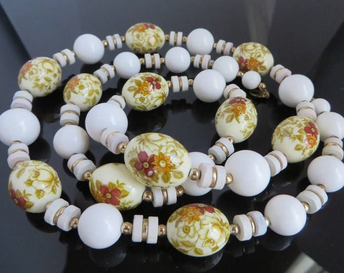 Vintage Porcelain Necklace, Japan White, Cream Bead Necklace, Flower Beaded Necklace, Valentine's Day Gift