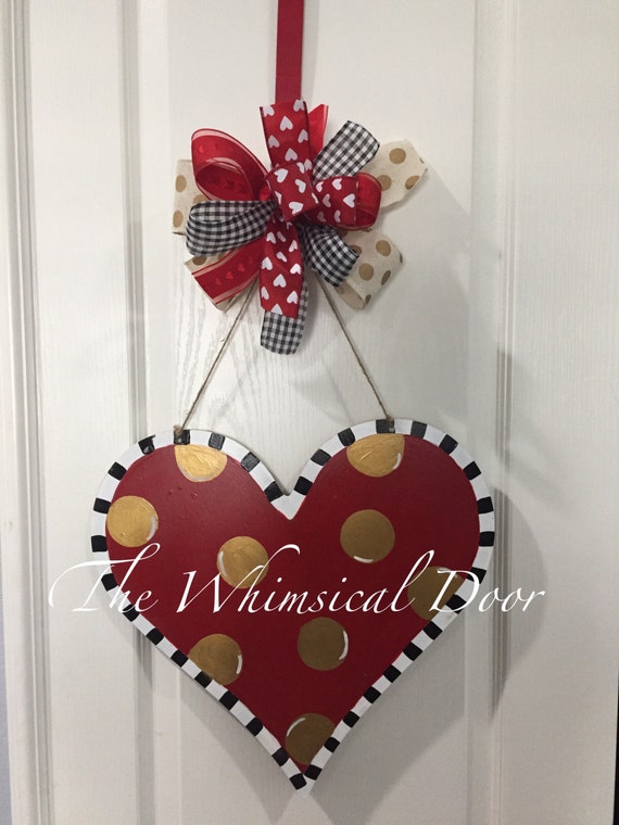 Heart door hanger heart wreath valentines by TheWhimsicalDoor