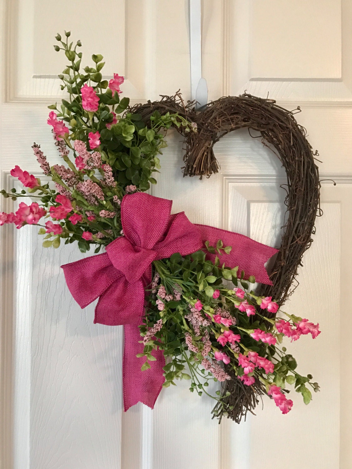 VALENTINE WREATHHeart Grapevine Wreath Valentine by Toleshack