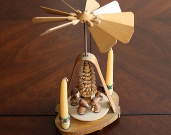 Vtg Mid-Century East German Wooden Spinning 1-Tier Candle Pyramid/Windmill Carousel w/2 Candles. BEAUTIFUL piece, except 1 blade is missing.