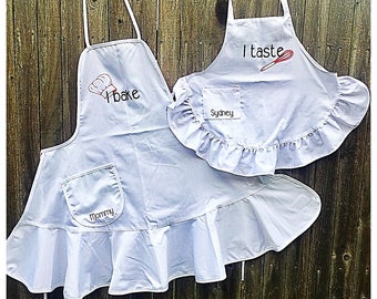 Mommy and Me Apron set ~ I bake/I taste