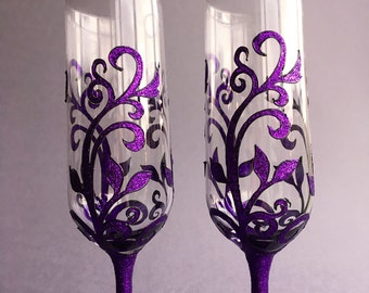 Gothic Purple glasses, Gothic gift, Gothic Wedding Glasses, Damask Pattern Wine Glasses, Gothic Gift