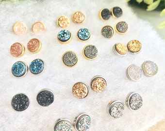SALE Genuine Druzy stud earrings !! Tiny REAL genuine Druzy earrings studs! 14 colors! Free Shipping! Earring studs, 6mm druzy studs, brides