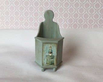 Vintage type child's carriage