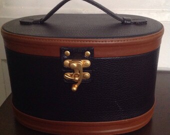 Vintage Betony Train Case, Makeup Case, Vanity Case, Women's Luggage, Women's Accesories