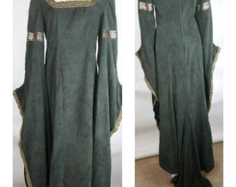 Elizabethan gown | Etsy
