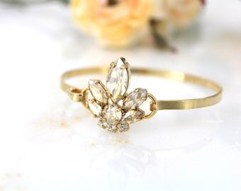 Bridal bracelet, Bridal jewelry, Crystal bracelet, Gold bangle bracelet, Wedding bracelet, Bridesmaid bracelet, Swarovski bracelet