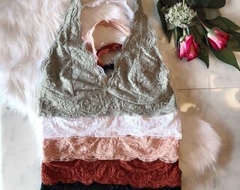 Plus Size Scalloped Halter Lace Bralette - many colors, Lined, adjustable hook and eye closure, bralettes bras tops lacy halter neck