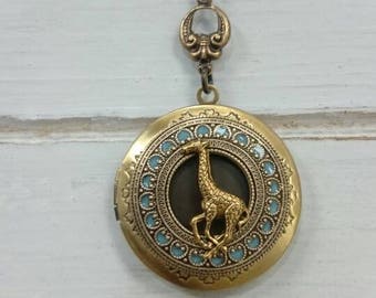 Giraffe Locket Necklace - antique style brass locket/Anniversary/Bridesmaid gift/ Wedding/Birthday/Sister/Mom/Daughter/Photo Picture/friend.