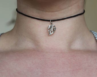 Monstera Deliciosa Plant Choker