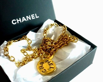 CHANEL ~ Authentic Vintage Gold Plated Long Necklace/Chain - CC