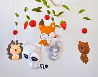Baby mobile Woodland Nursery mobile Forest animals Crib Cot mobile Hanging mobile Fox Rabbit Woodland baby shower gift Nursery felt mobile