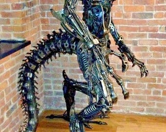 ALIEN life size SCULPTURE alien covenant xenomorph statue - Alien movie memorabilia 8 foot tall
