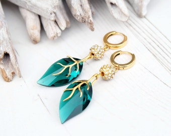 Emerald Swarovski leaf earrings Swarovski emerald crystal jewellery 24k Gold plated Swarovski emerald earrings Long emerald drop earrings