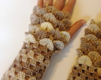 Dragon scale gloves, crochet dragon gloves, fingerless gloves, arm warmers, dragon gift, mermaid gloves, wrist warmers, mermaid scales