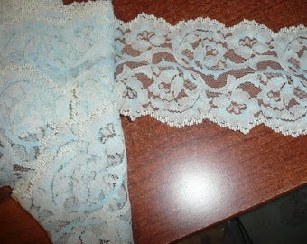 3 Yards 29 " Blue & Off White Color 4" Flat Lace Trim