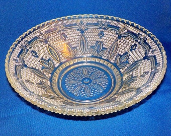 Vintage " Crystal Heritage " Federal Glass Fruit Bowl Mid Century Glass 8 1/2" Round Glass Bowl