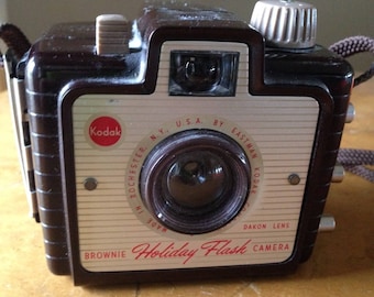 Vintage Kodak Holiday Flash Camera