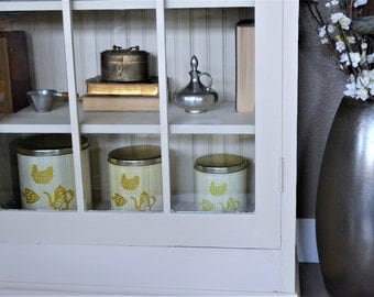 Vintage Canister Set | Set of 3 Tin Canisters | Nesting Canisters | Kitchen Canister Set | Country Kitchen Decor | Farmhouse Decor