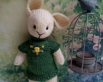 Knitted Rabbit handmade in a knitted dress. Вязаный Зайчик ручной работы в вязаном платье.