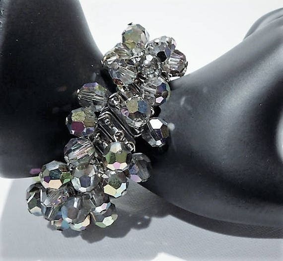 Vintage BERGERE 1950s 50s Mid Century Couture Designer Cha Cha Beads Beaded Stretch Expansion Bracelet Aurora Borealis Crystal Jewelry
