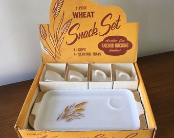Vintage Anchor Hocking Wheat Snack Set