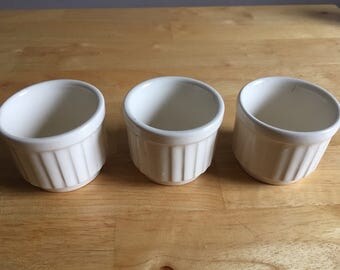 Vintage Three Minature Ramekins - Biltons - Made in England