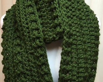 Green Scarf, Wide Scarf, Crochet Scarf, Chunky Scarf, Infinity Scarf, Green Crochet Scarf, Crocheted Scarf, Winter Scarf, Gifts for Her