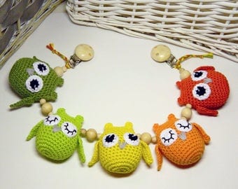 Crochet stroller chain Toddlers toys Stroller mobile Pram toy with owls Car seat toy Stroller toy Crochet teething toy Baby shower gift