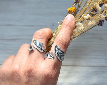 Bohemian Silver Plated Feather Leaf Knuckle Ring, Silver Knuckle Midi leaf ring, Silver Stackable Ring, Silver Adjustable Ring, Gift for Her