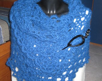 Scialle di lana, stola all'uncinetto , fatto a mano ,fatto all'uncinetto,accesori donna , stola di lana ,moda donna, sciarpa di lana.,