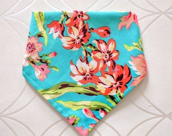 scarf for baby girl / bandana scarf / bandana bib / scarf for baby / flower pattern scarf / flower bib / bib for baby / baby shower girft