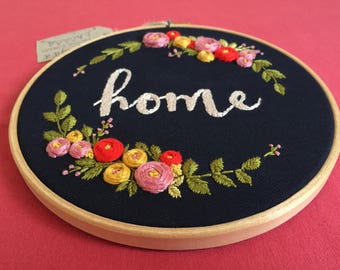 Floral embroidery,Embroidery hoop art,Modern embroidery,Hand embroidery,Personalized custom embroidery,Housewarming,Zezehandcraft