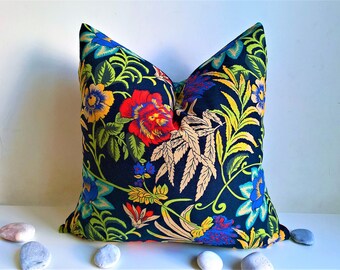 Pillow cover 20X20, decorative pillow for couch, outdoor pillow, spring decor, throw pillow cover blue, ready to ship