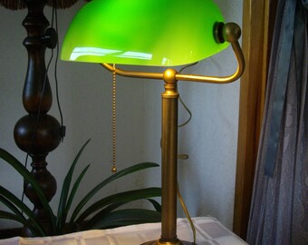 Vintage Banker lamp Notary lamp Desk lamp with pull cord