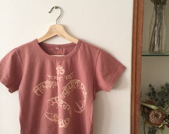 Om Cropped shirt